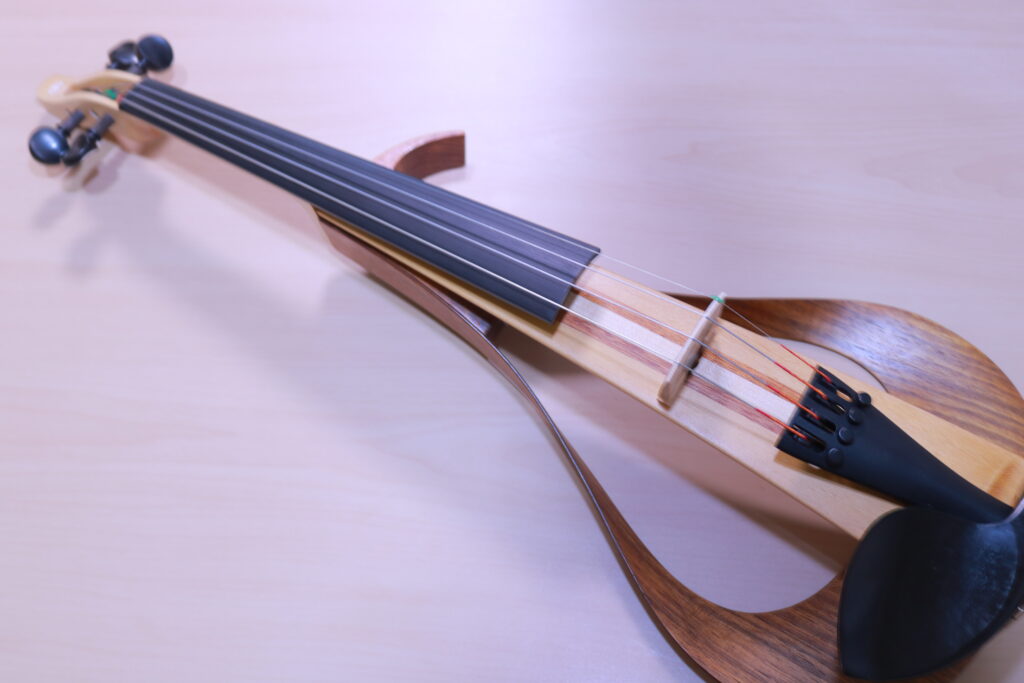 エレキバイオリン 練習用 - ホビー・楽器・アート